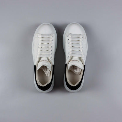Alexander McQueen Oversized Sneaker - White/Black (Size UK:7)