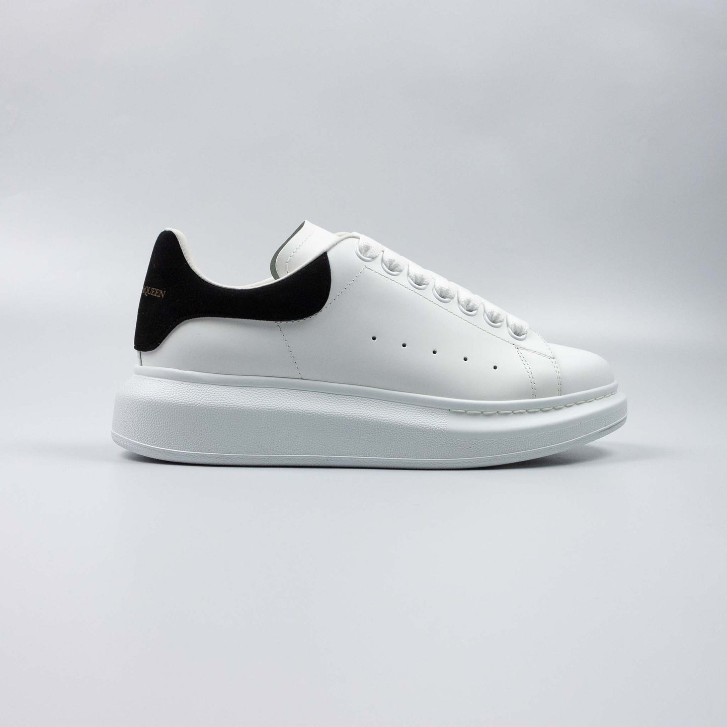 Alexander McQueen Oversized Sneaker Womens - White/Black (Size EU:38)