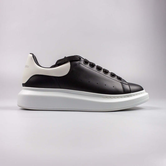 Alexander McQueen Oversized Sneaker - Black/White (Size UK:8)